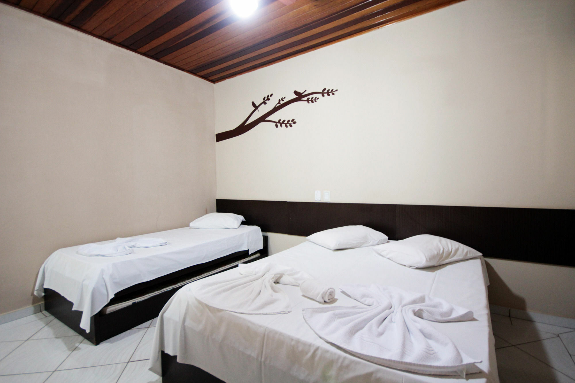 Divino Canto Inn Olimpia