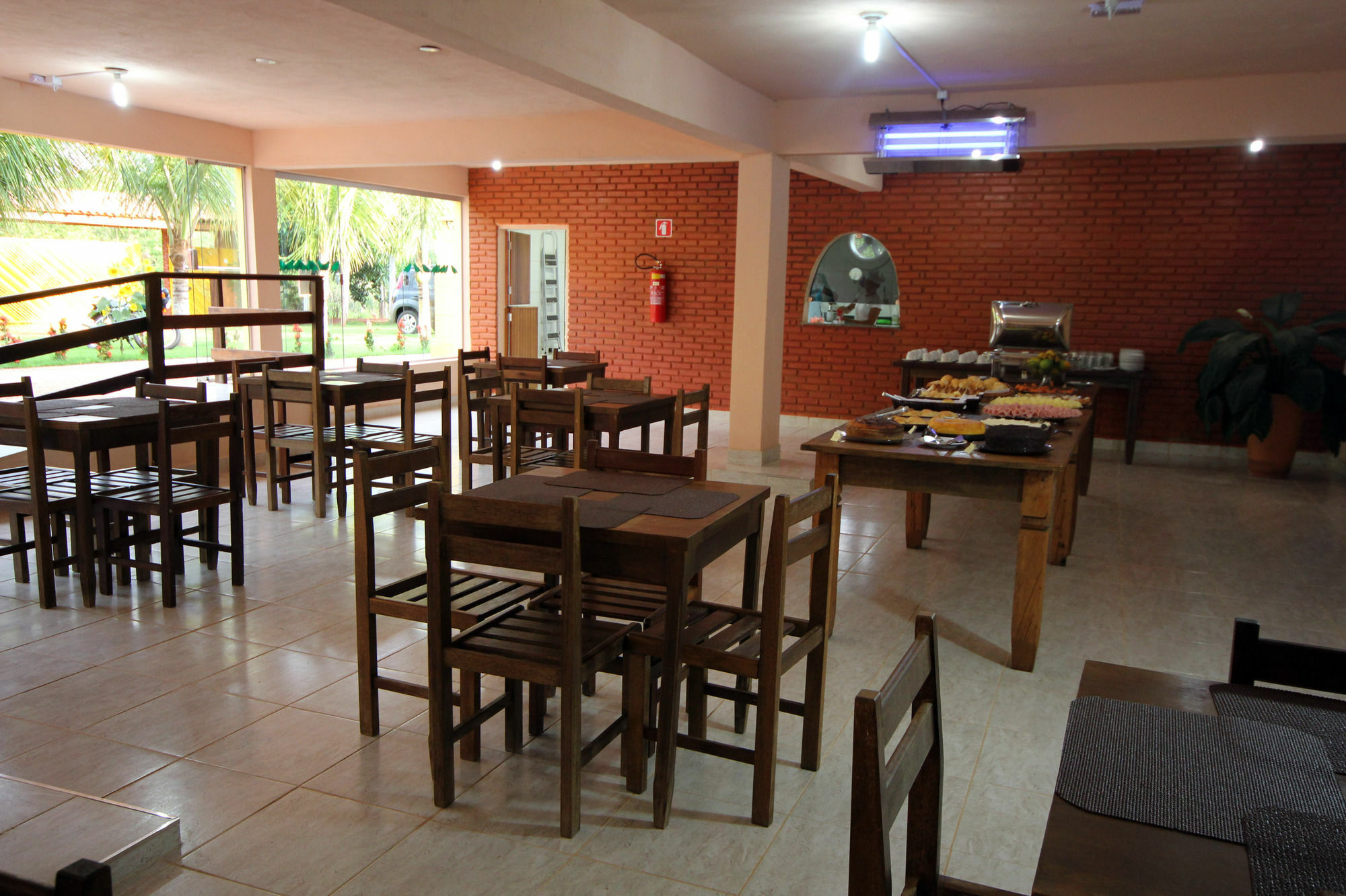Divino Canto Inn Olimpia