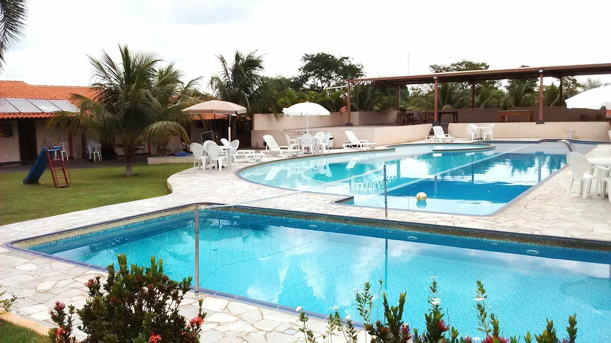 Divino Canto Inn 2*